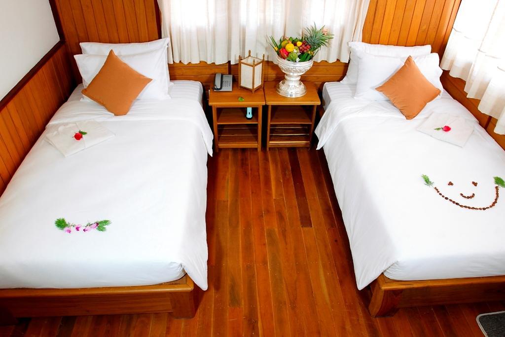 Inle Lotus Hotel Nyaung Shwe Esterno foto