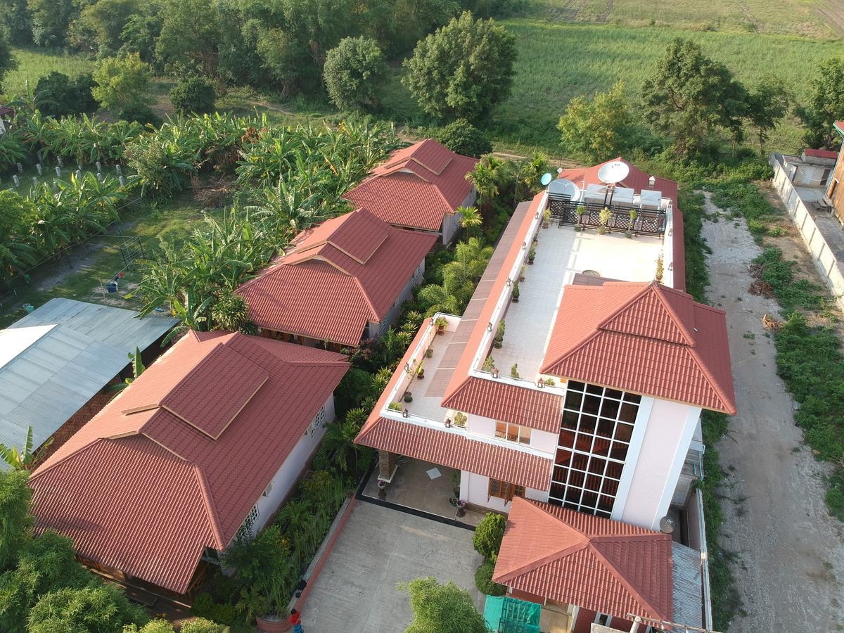 Inle Lotus Hotel Nyaung Shwe Esterno foto